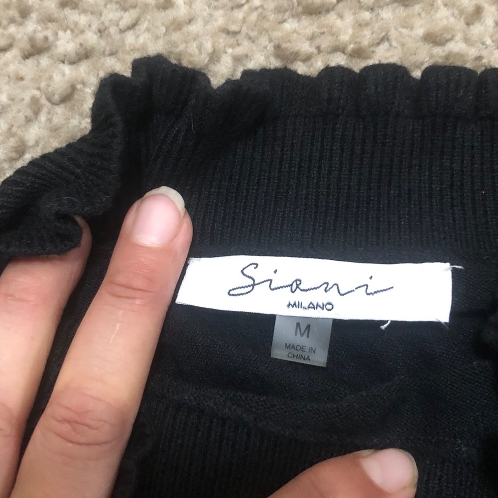 Sioni Black Ribbed Knit Top with Frilled Neckline Size M - Picture 7 of 8